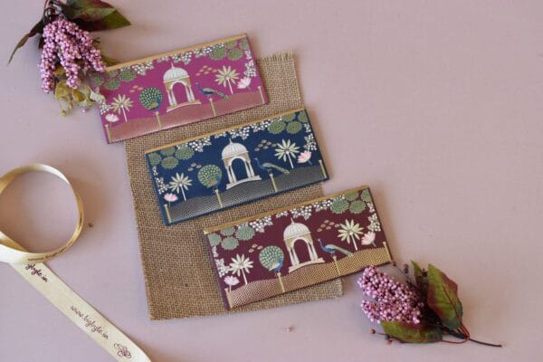 Elegant Mughal-themed shagun envelope